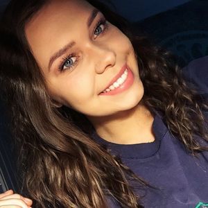 Meet your Posher, Ashlynne